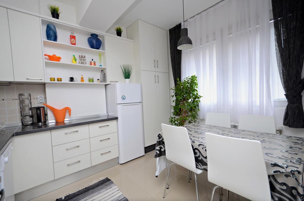 Aries Apartments Bitola Zimmer foto